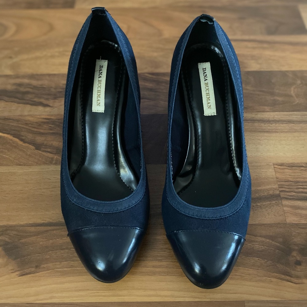 Dana Buchman wedge heels